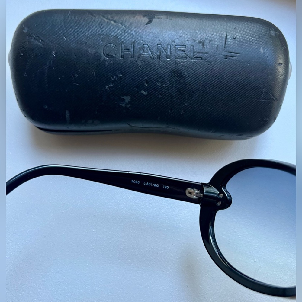 Chanel CC Black Sunglasses | Silver Tone Hardware with Chanel Case - Picture 8 of 12